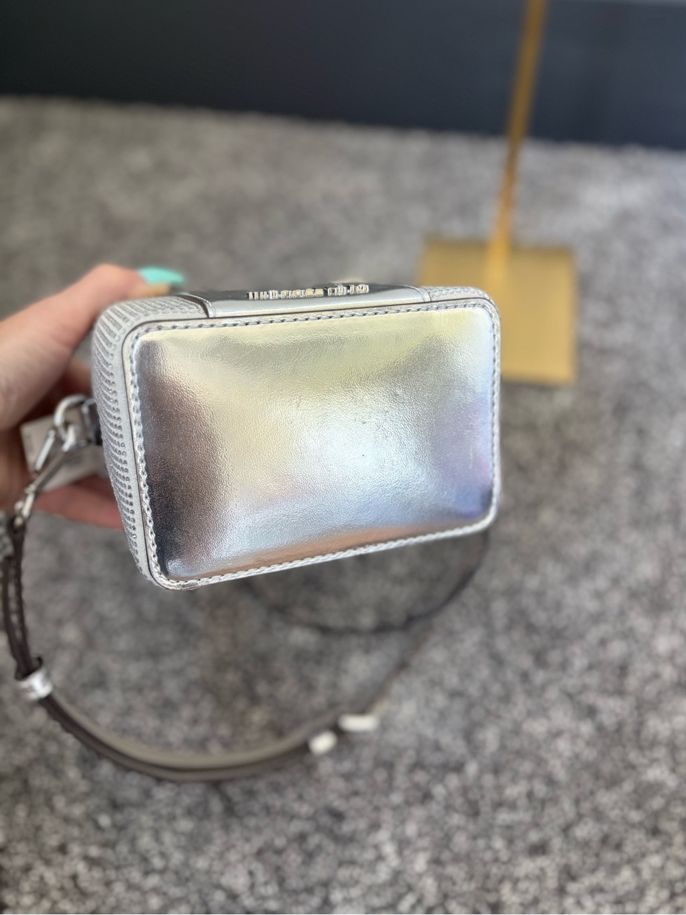 Michael Kors Sandrine Vanity mini crossbody bag - Picture 11 of 11